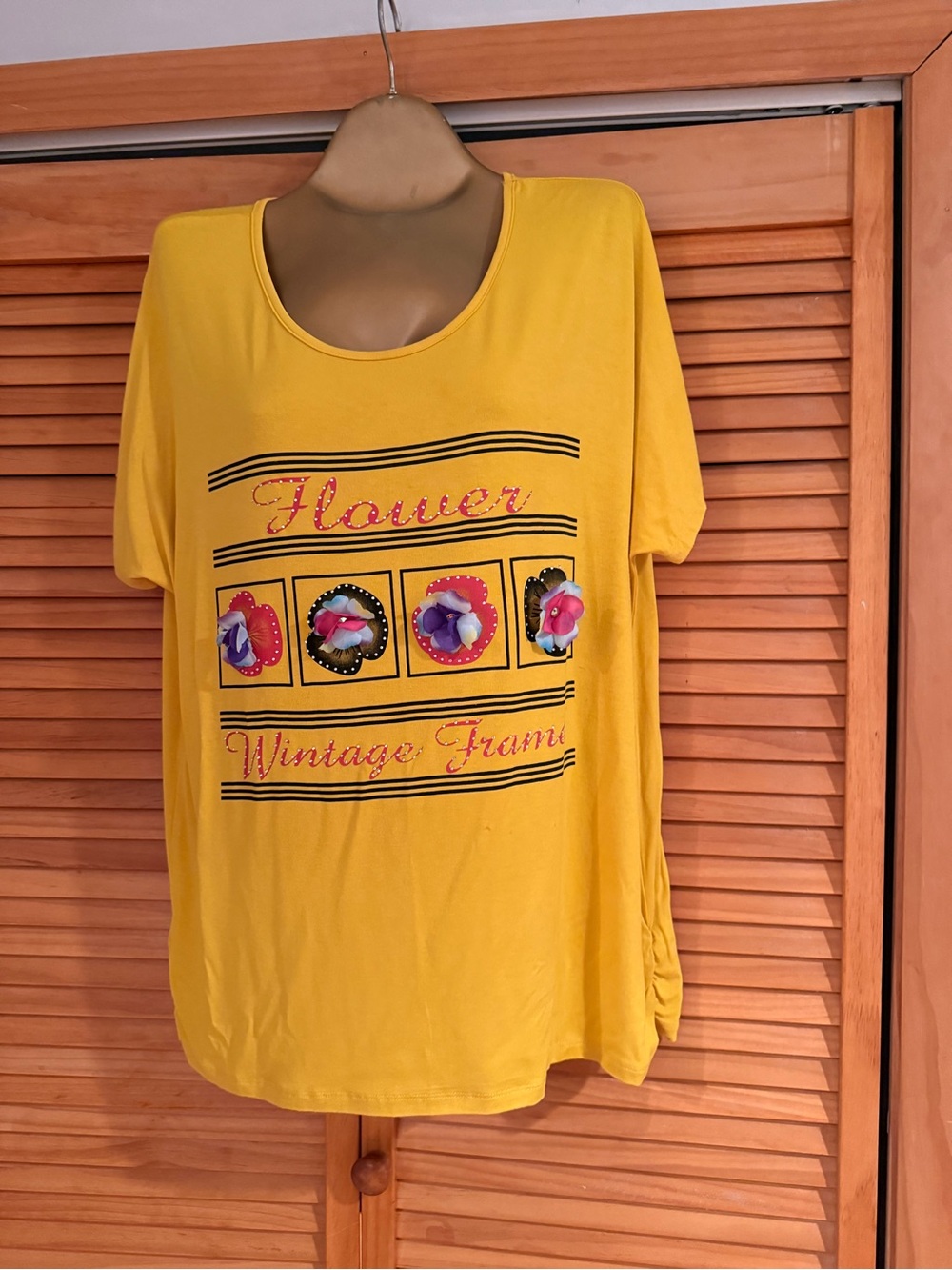 Yellow 'Flower Vintage Frame' Women's Scoop Neck Top size XL